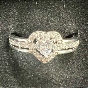 NIB Silver Heart Ring with Crystal Accents Wedding Anniversary Engagement